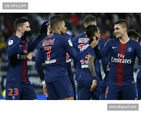 巴黎圣日耳曼逆境崛起的历程与未来发展展望